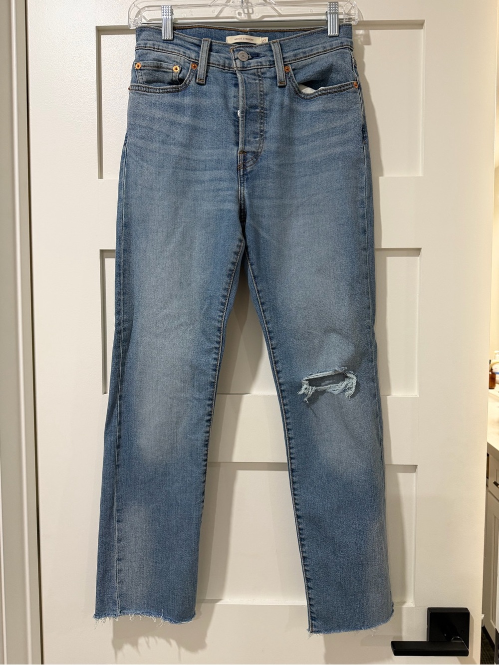 Levi's Women's Light Blue Distressed Straight-Leg Jeans
